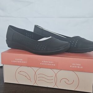 Easy Spirit Black Women's Flats 9m